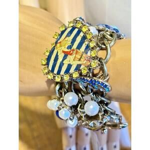 Betsey Johnson Ship Shape Nautical Charm Bracelet Retired Pirate Skull Heart VTG